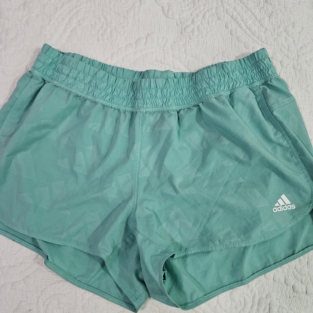 Adidas gym shorts- large- excellent